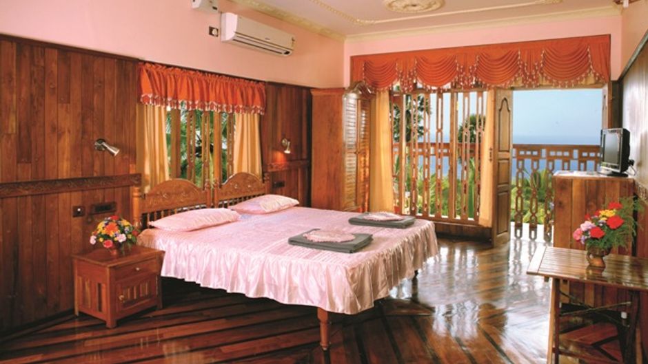 Sun Tara Beach Resort Suite