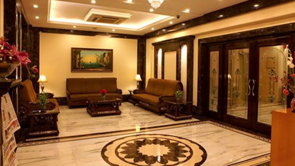 Florence Inn Lobby
