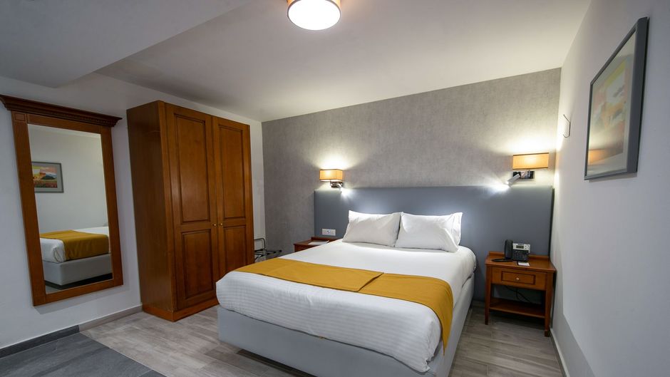 Solana Hotel Room
