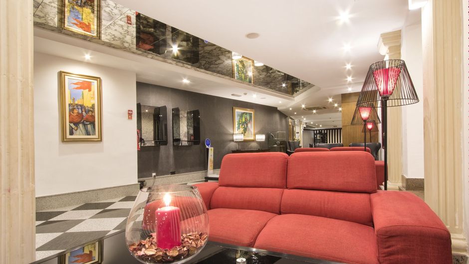 Pergola Hotel & Spa Lobby