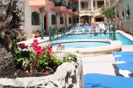 White Dolphin Apartments