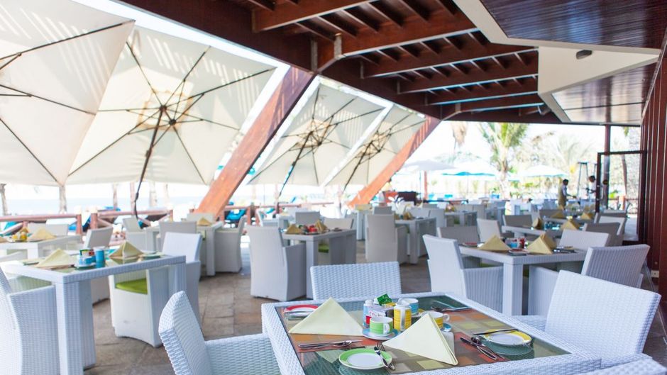 JA Palm Tree Court Restaurant