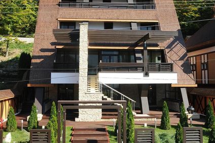Freya House-Busteni