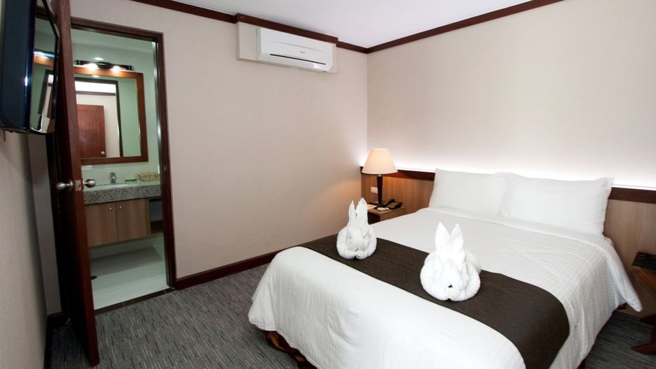 Dohera Hotel Suite