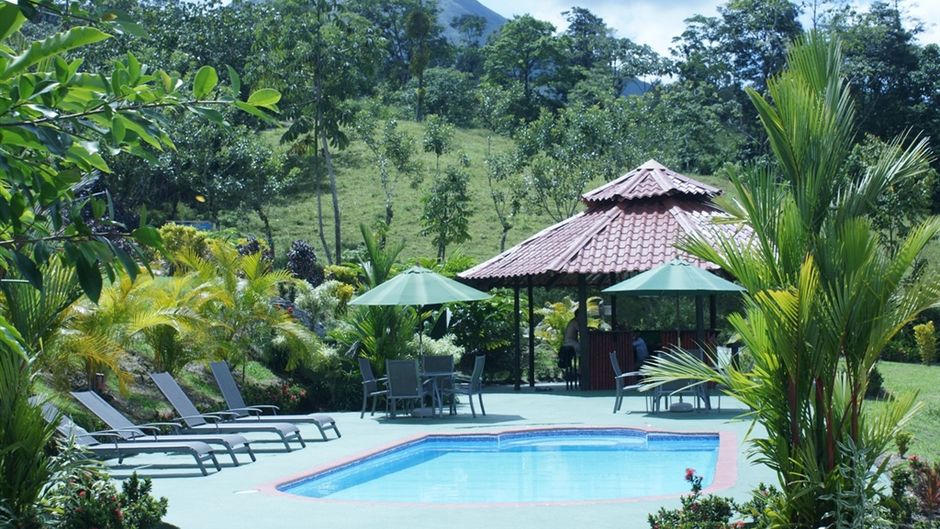 Greenlagoon Falls Park Lodge Pool