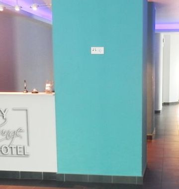 City Lounge Hotel