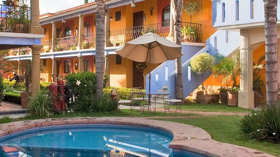Angel Inn Pool
