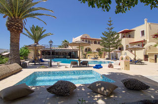 Smaragdi Hotel
