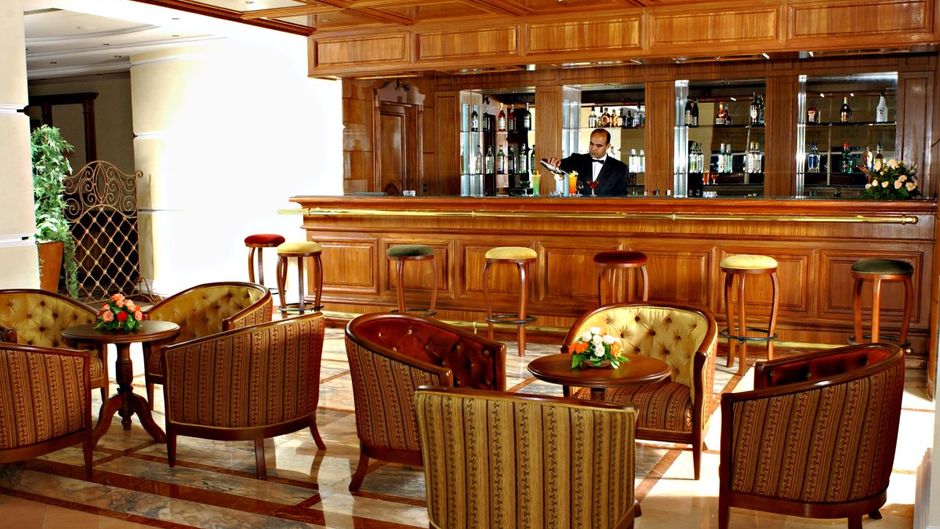 Le Zenith Hotel & Spa Bar/Lounge