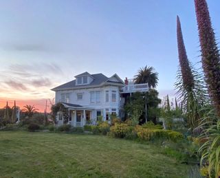 Weller House Inn