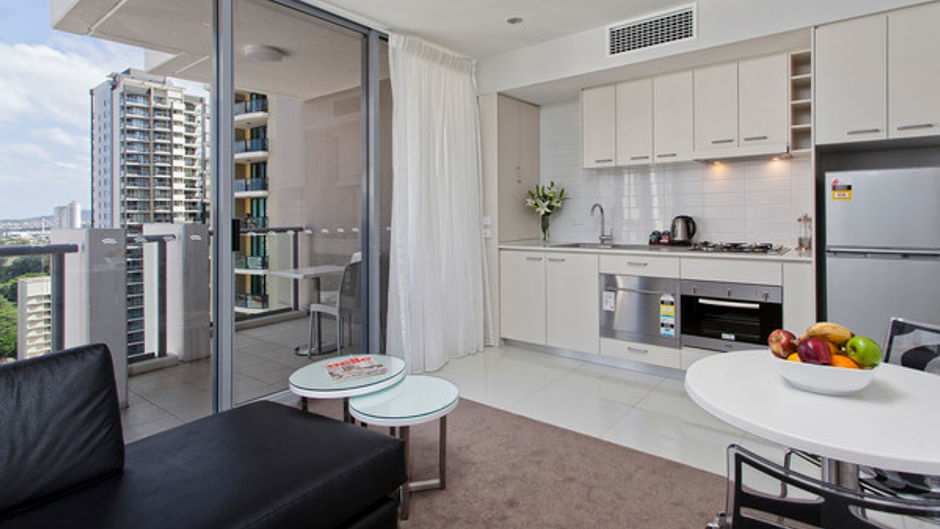 Mantra Midtown Brisbane Room