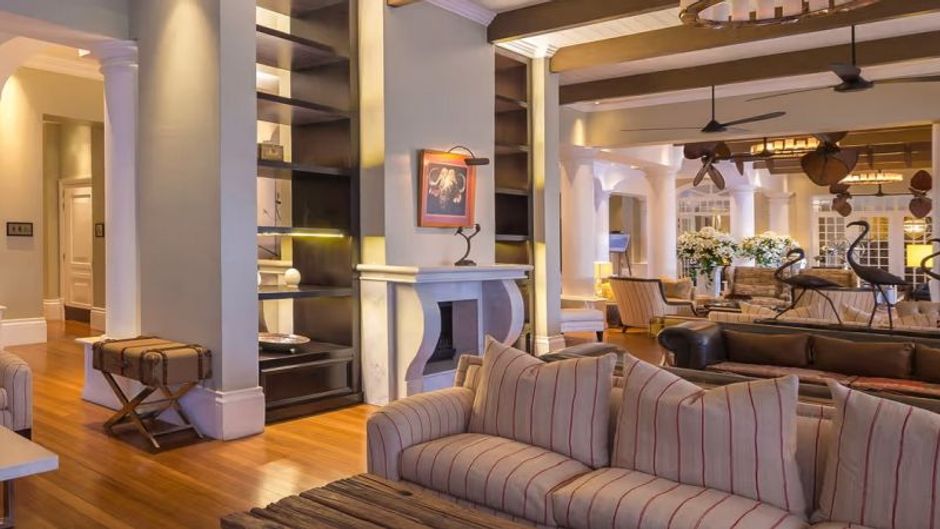 Hemingways Nairobi Lobby
