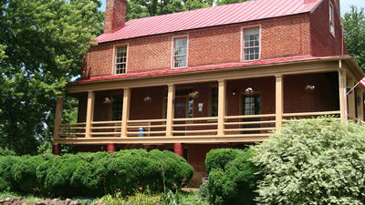Inn at the Crossroads