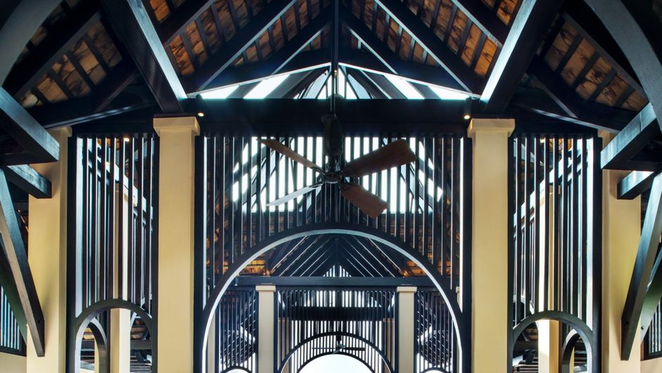 Vana Belle, a Luxury Collection Resort Lobby