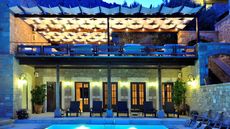 Ada Hotel