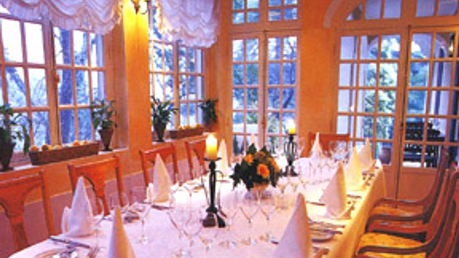 Lawrence's Hotel Restaurant