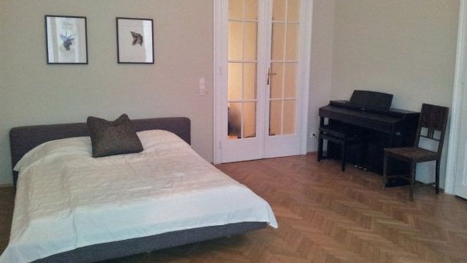 Rosa Linde Room