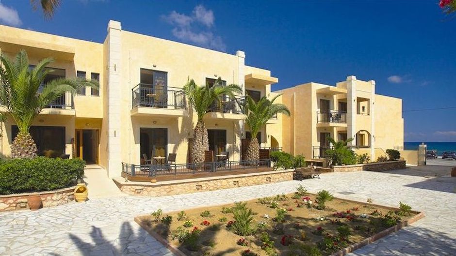 Atlantis Beach Hotel Exterior