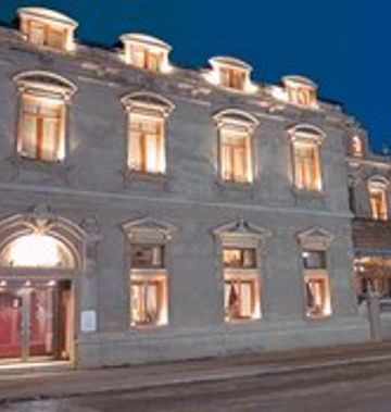 Jose Nogueira Hotel