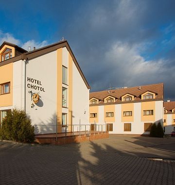 Chotol Hotel