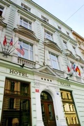 Hotel Julian
