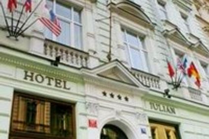 Hotel Julian