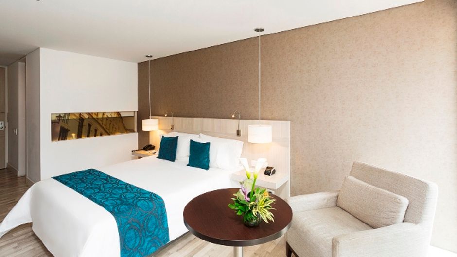 bh Bicentenario Hotel Room