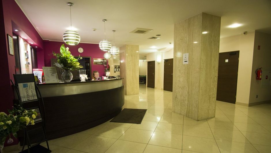 Mhotel Lobby
