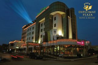 Diplomat Plaza Hotel & Resort