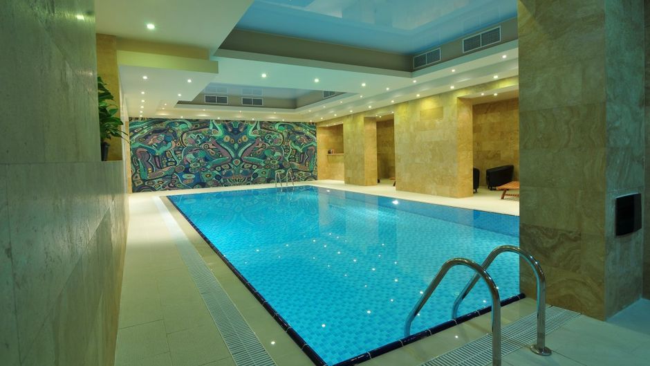 National Hotel Pool