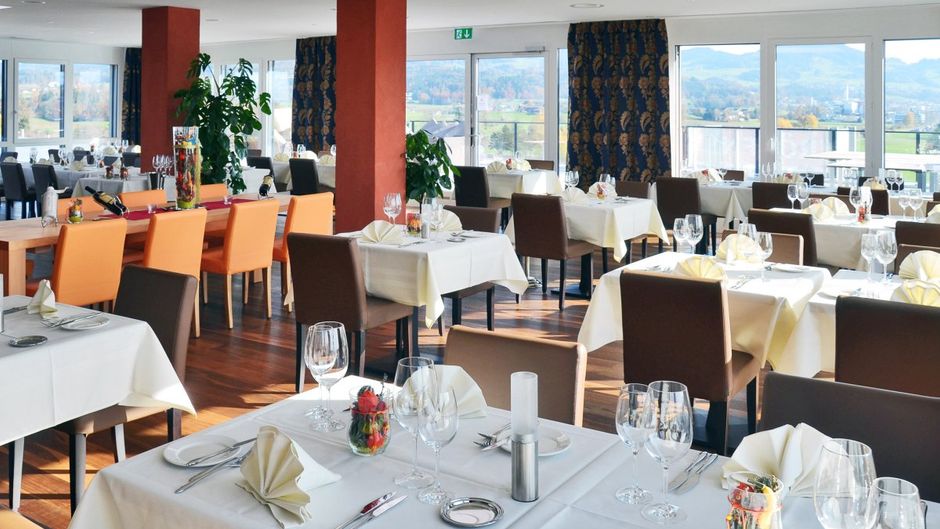 Hotel Swiss Star Restaurant