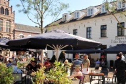 Hotel & Brasserie de Zwaan