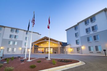 Bakken Airport XWA Hotel and Suites
