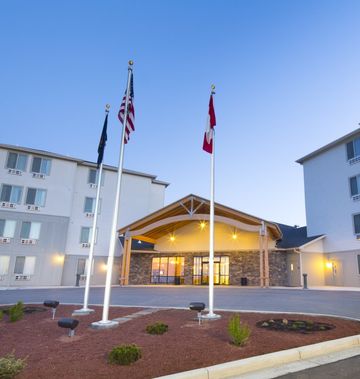 Bakken Airport XWA Hotel and Suites