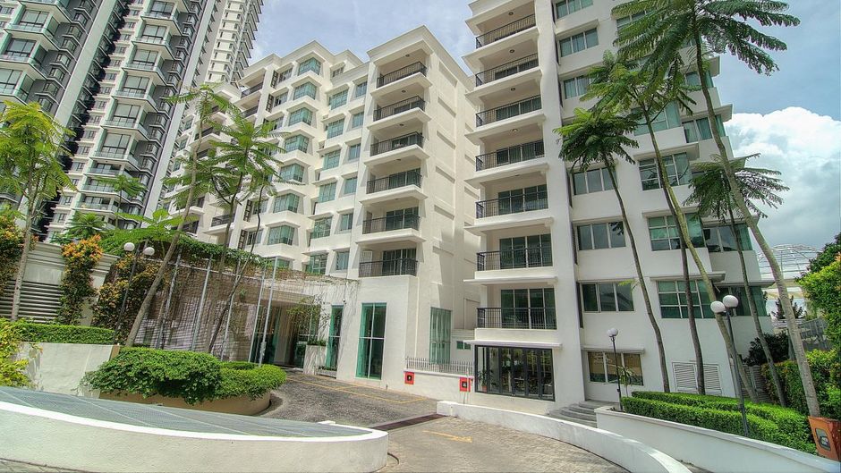 Wedgewood Residences Exterior