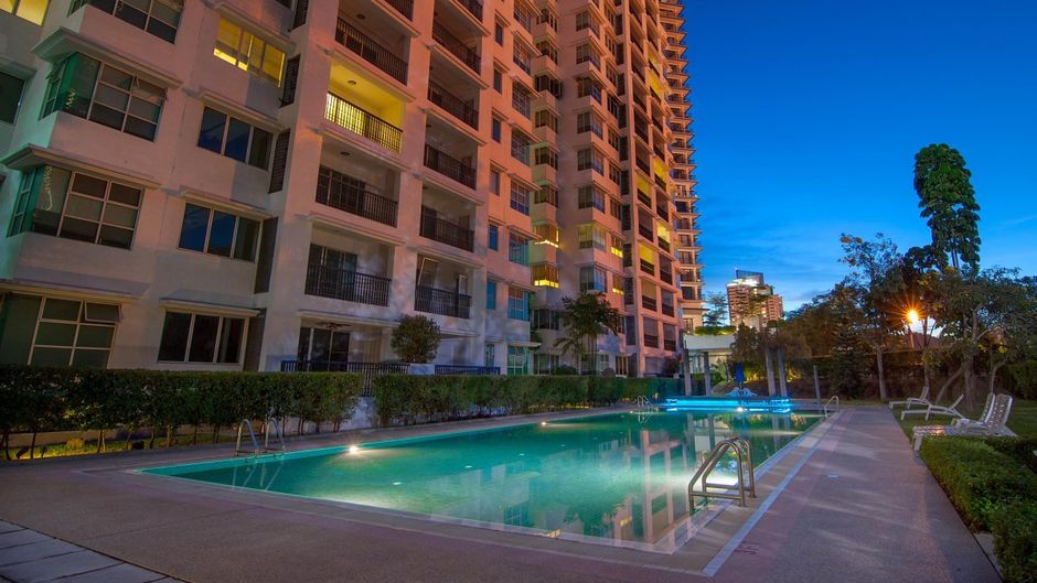 Wedgewood Residences Pool