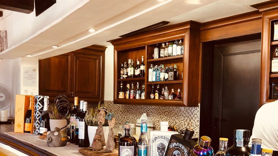 Galanias Hotel Bar/Lounge