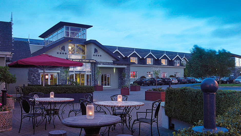 Horse & Jockey Hotel Exterior
