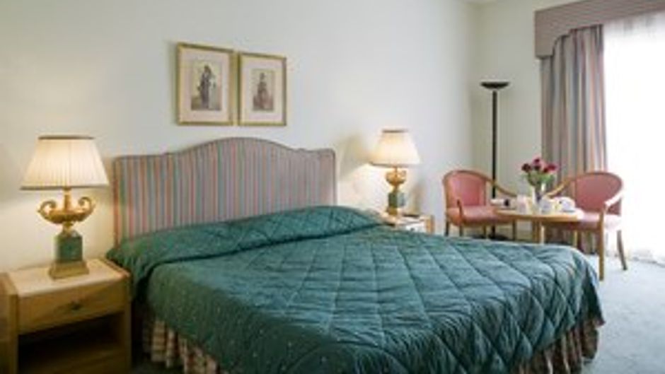 Pavillon Winter Luxor Hotel Room