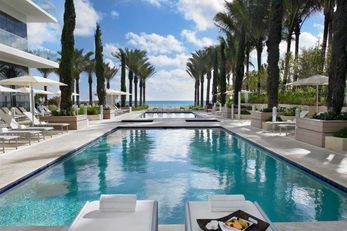 Grand Beach Hotel Surfside