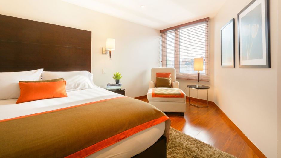 Nico ApartaSuites Room