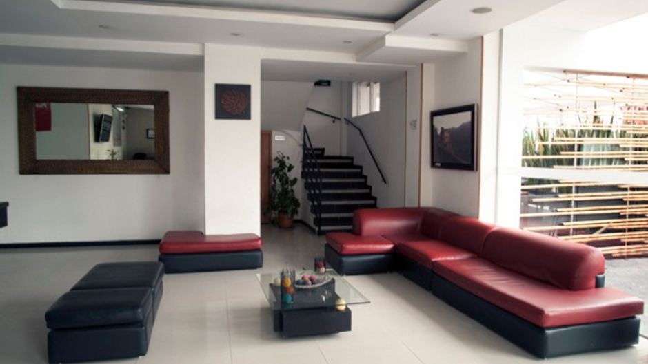 Hotel Innova 68 Lobby