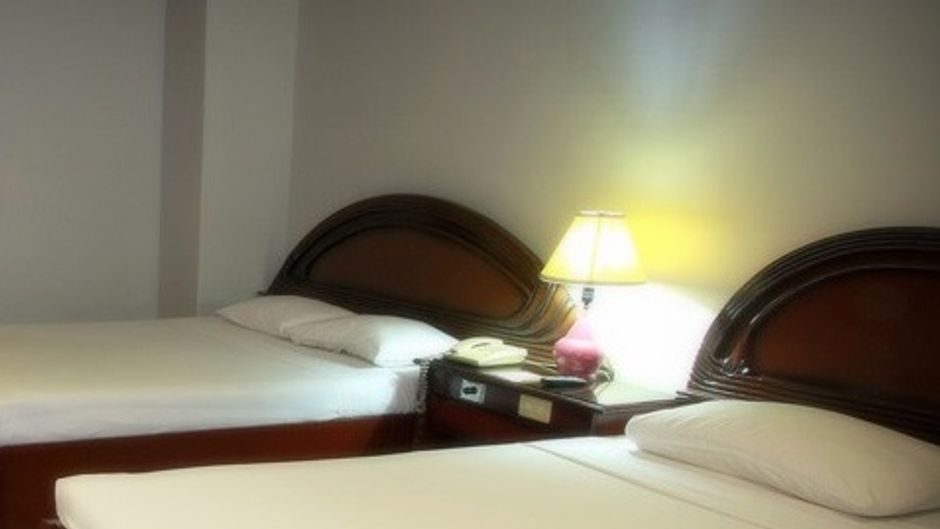 Holiday Plaza Hotel Room
