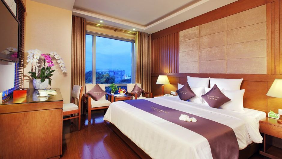 Edenstar Saigon Hotel Room