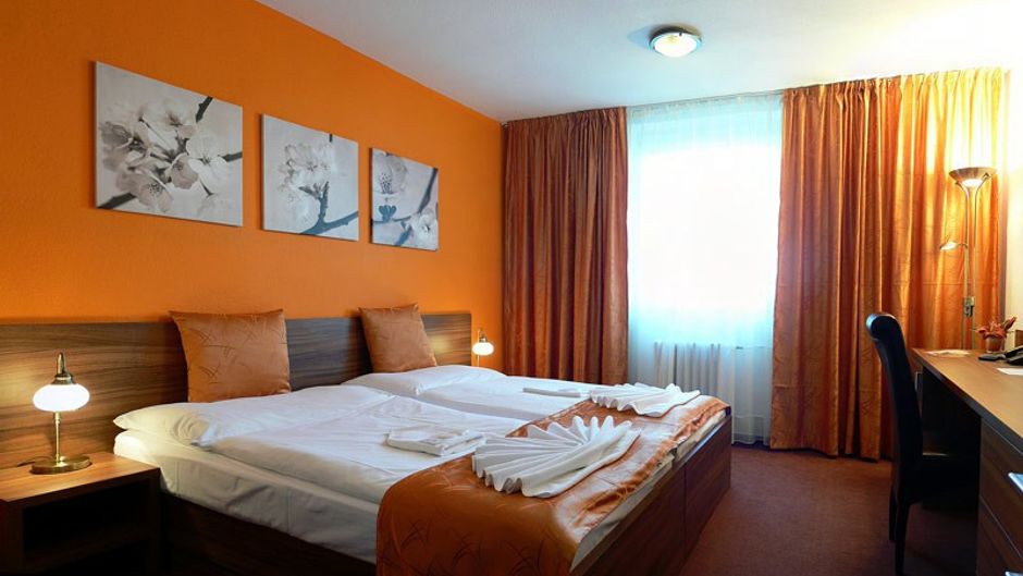 WX Hotel Room