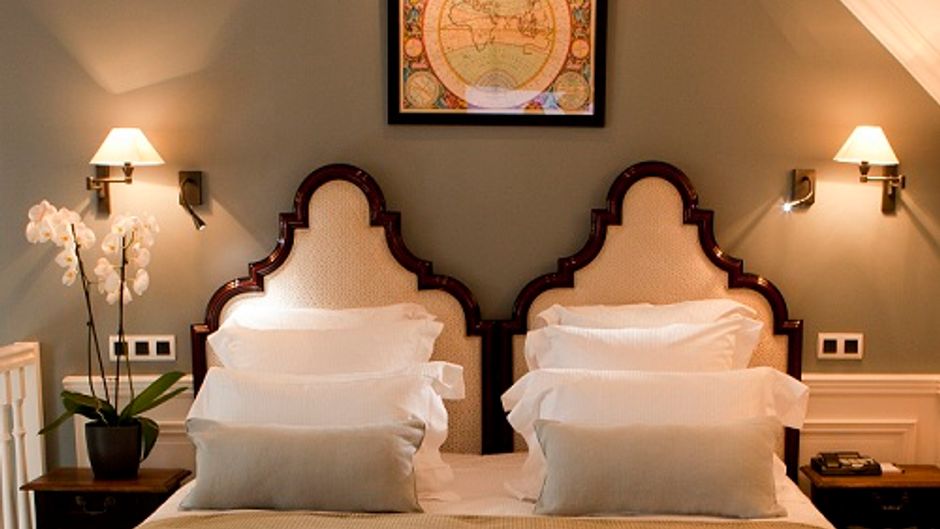 L'Ermitage Room