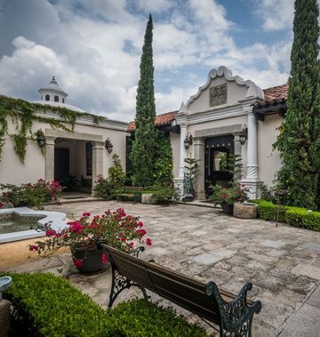 Pensativo House Boutique Hotel