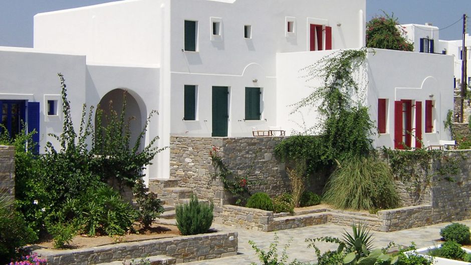 Chroma Paros Hotel Exterior