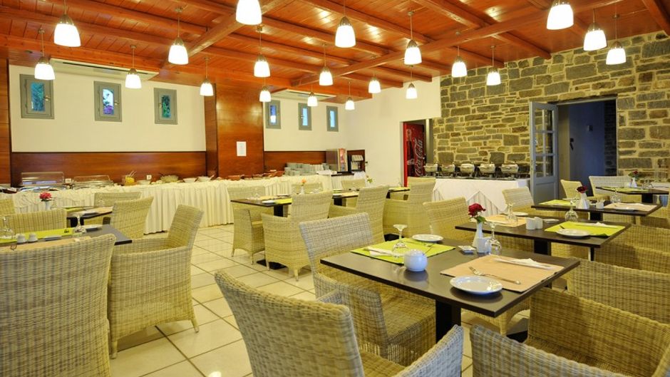 Chroma Paros Hotel Restaurant