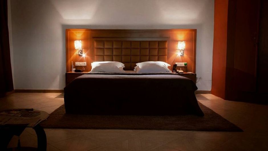 Mint Hotel Togo Room